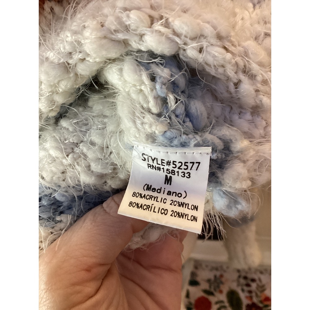 Staccato Super‎ Soft Striped Fuzzy V Neck Sweater Size M - Picture 4 of 4